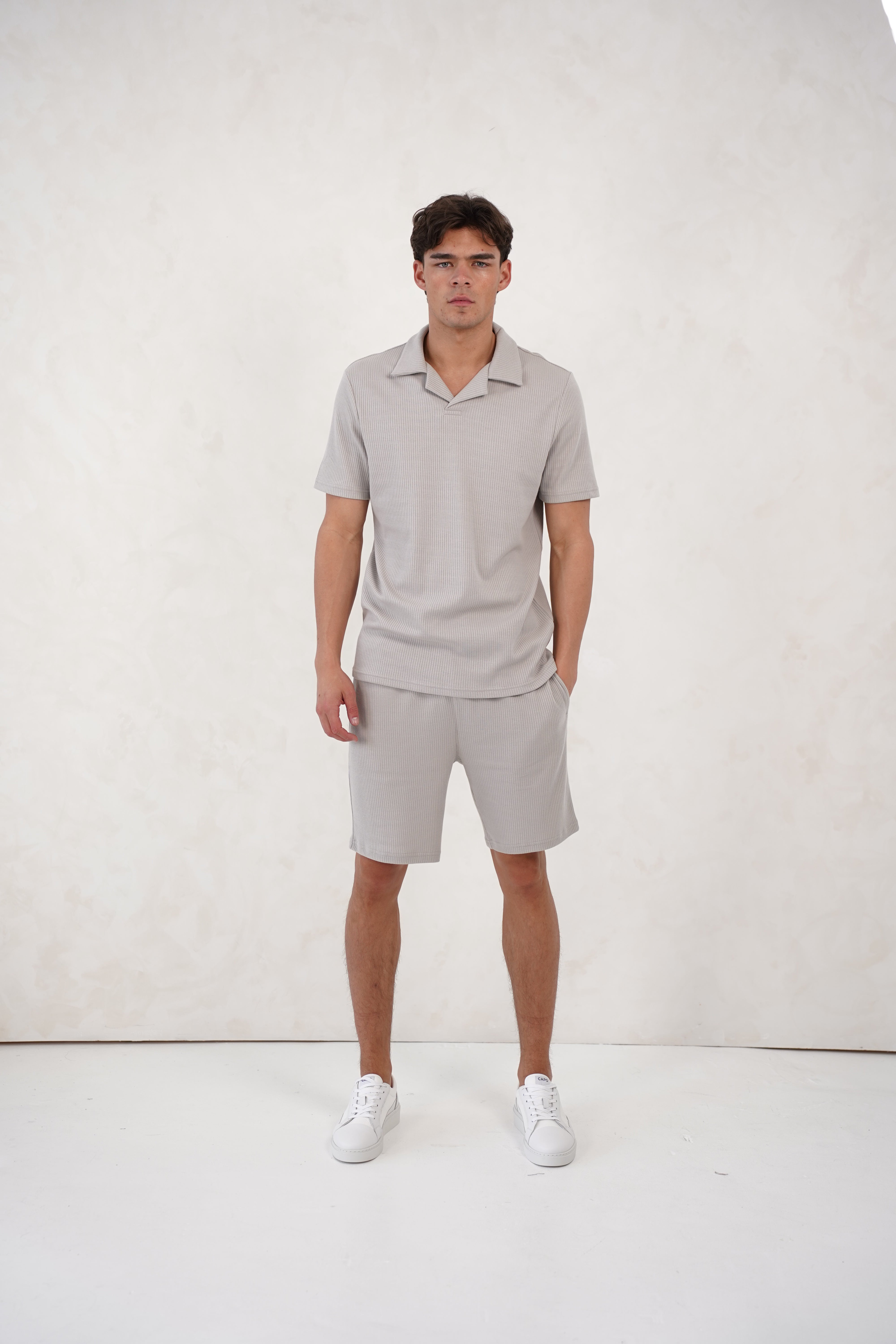 CAPO Pleated Light Grey Shorts